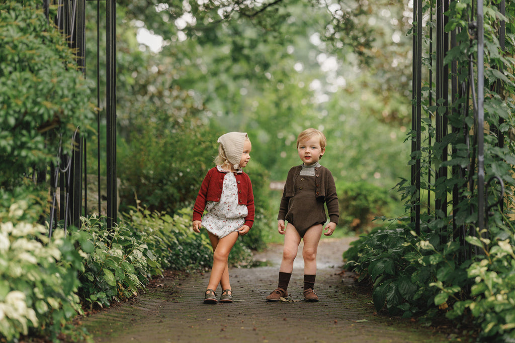 ORCHARD GRACE  BUTTONED FRONT SET